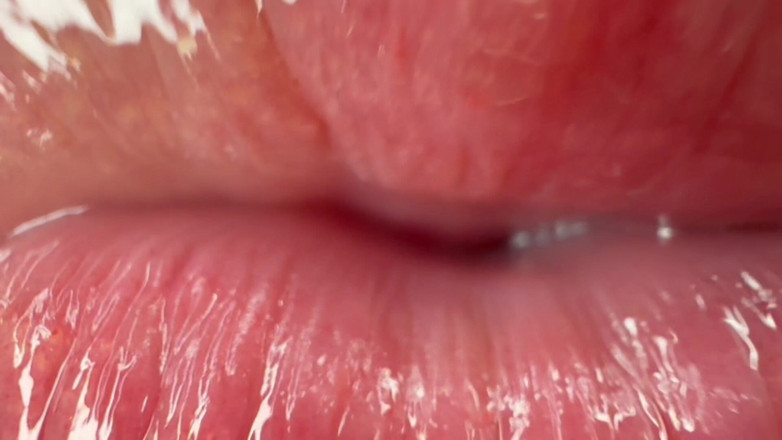 Asmr_mouth: Giantess показує вам свій дитячий майданчик