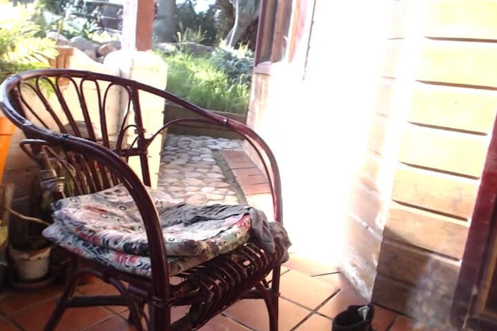 Goddess Maya: Kamera web di My Porch