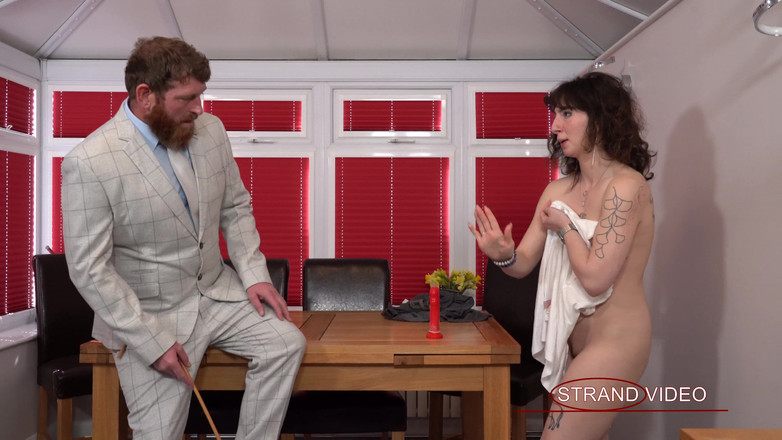 Sarah Stern: अवैध व्यवहार