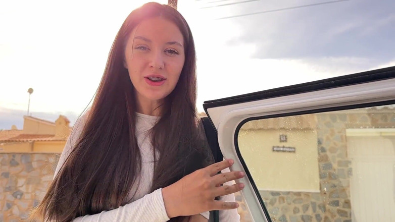 Sugary Kitty: Girl Next Door Give Blowjob to Neighbor in Car for...
