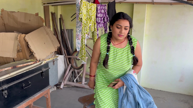 Hotty_ragini: I Came and Relieved Her Loneliness. Full Hindi Viral Video
