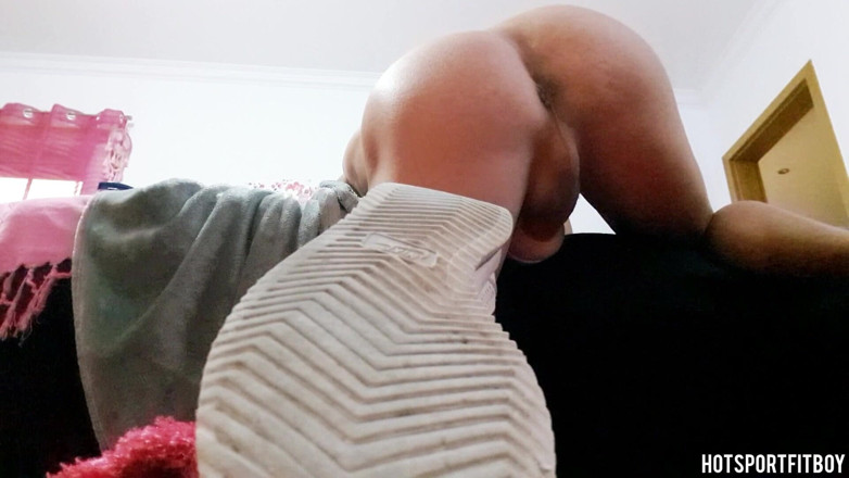 Hotsportfitboy: Hotsportfitboyライブフレッシュライトファック:大きな硬いペニスが大きく喘ぐ