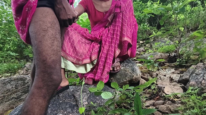 Poonambhabhi village: Je baise ma femme dans la jungle