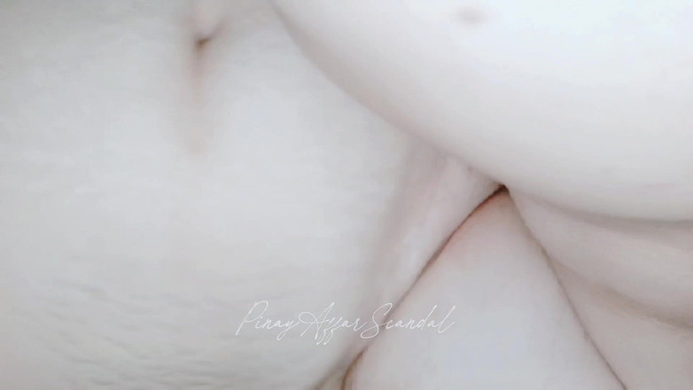 TeenPinayCloseUp: Pinay MILF Große Hüpfende Titten Hart Gefickt