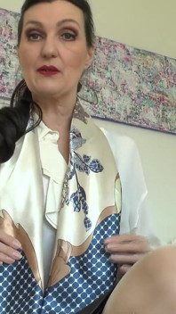 Noua mea ejaculare din satin te face să vrei să ejaculezi și să fii slab, ejaculare cu instrucțiuni de masturbare, Doamna Victoria Valente