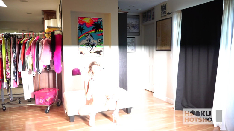 HookUp HotShot-BTS: BTS - 美しいエマ・ヒックスはブライアン・ゴズリングに犯されるのが大好き!