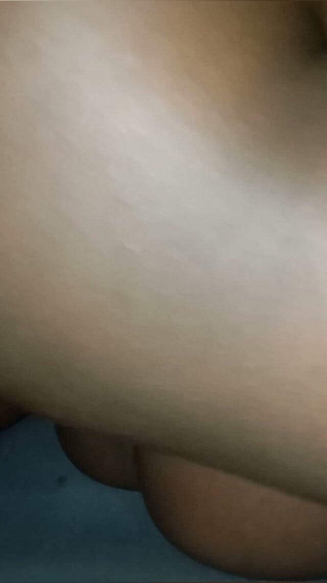 Me and my new slut: Le sexe sur le canapé était amusant jusqu’à ce que nous...