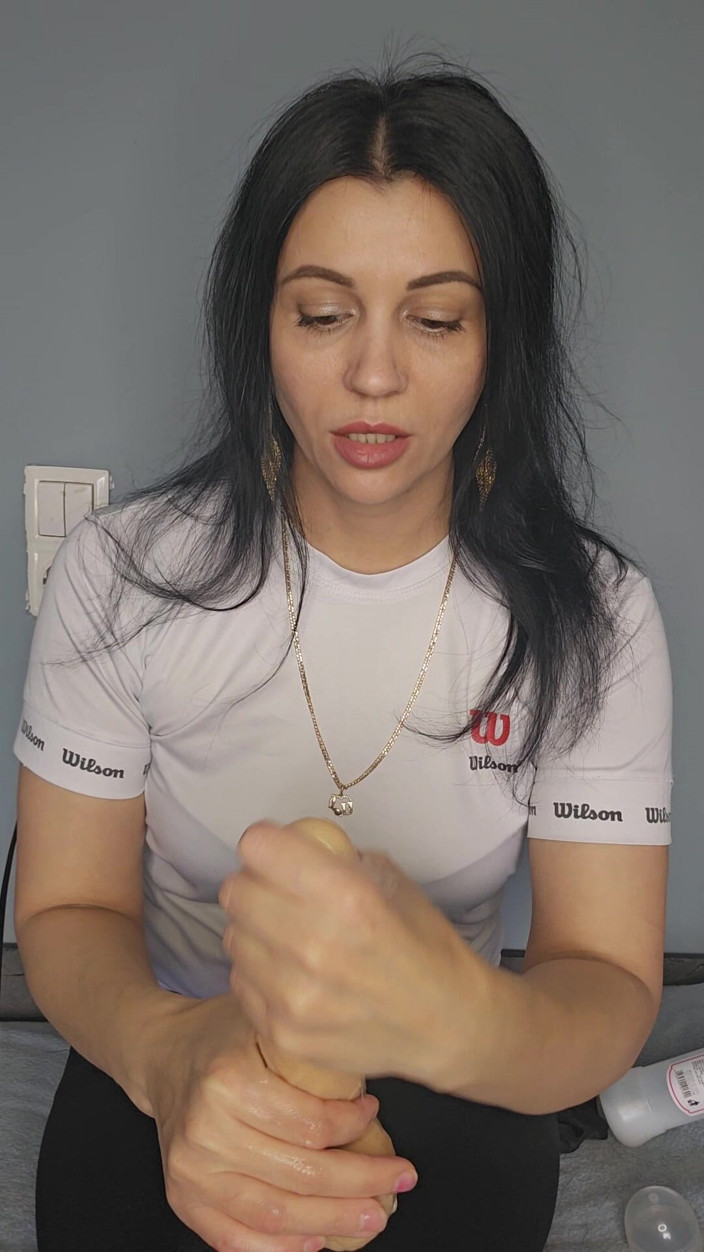 KristinaSlut: I Want to Put My Finger in Your Ass and...