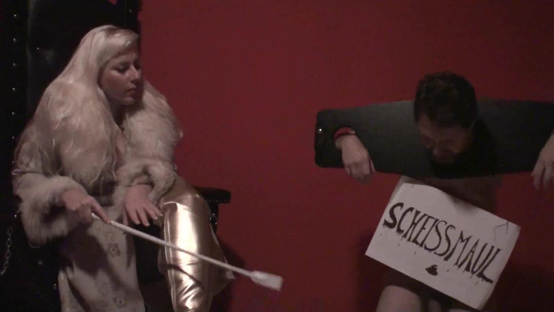 Femdom Austria: Humiliating her slave