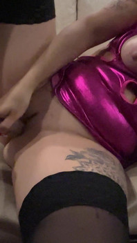 Du liebst es, Schuhe zu lecken und Absätze zu lutschen