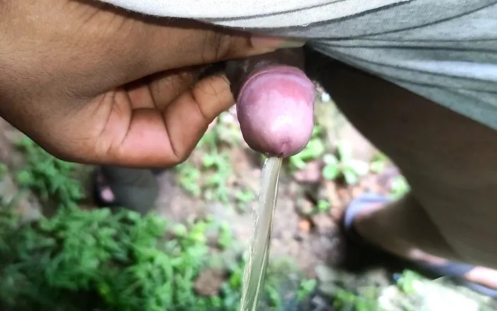 NewDickInTown: Fat Black Guy's Morning Piss outdoor - Black guy showing him...