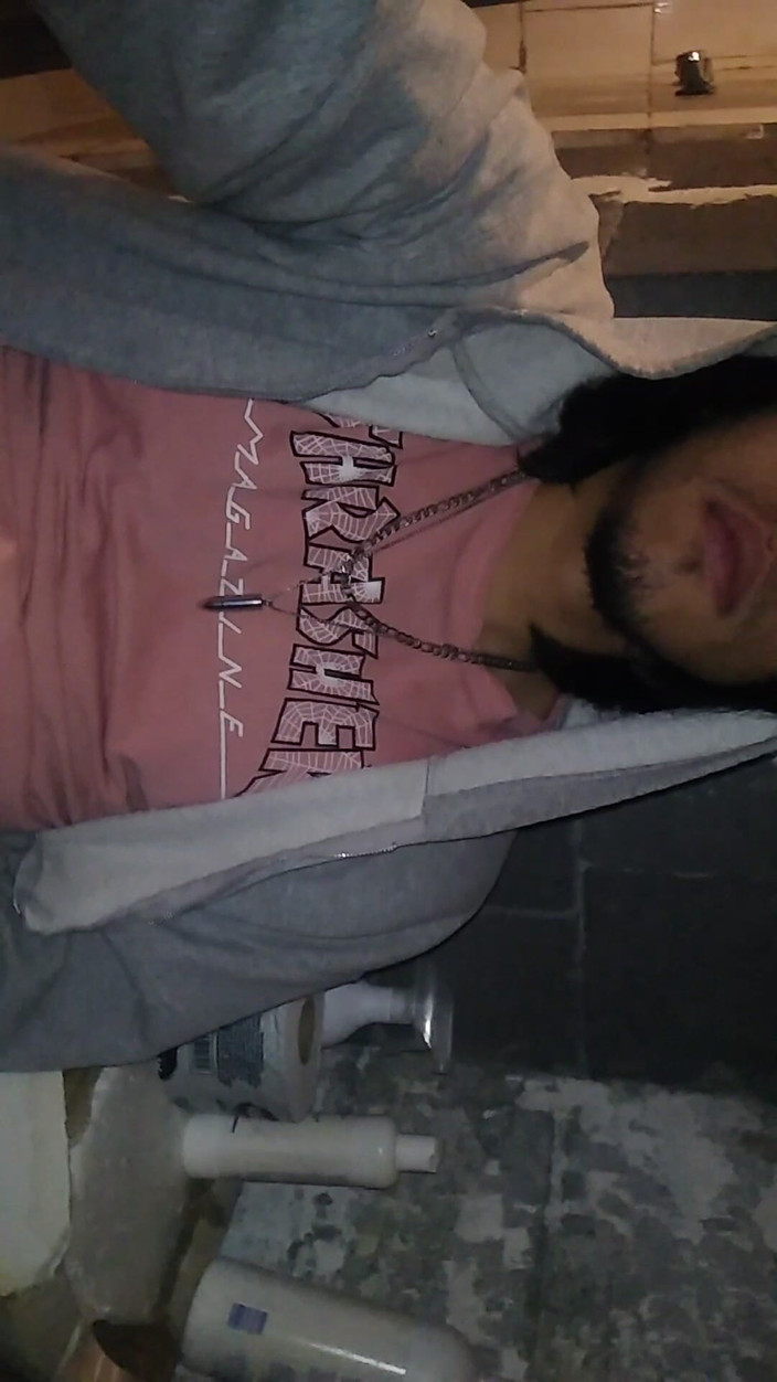 AlexAlejandro13: Tận hưởng con cặc của tôi