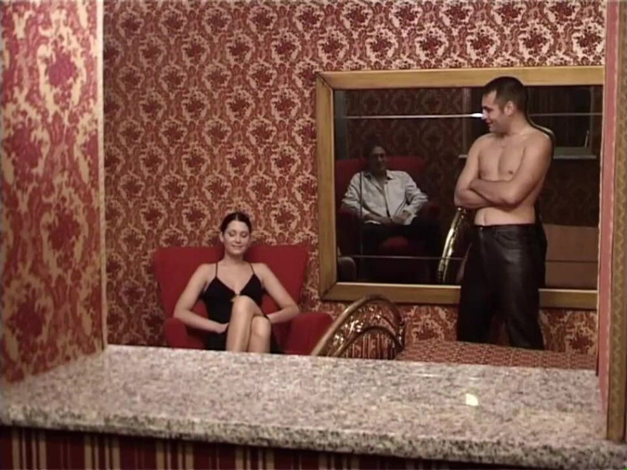 XTime Vod: Sâni mari sexy adoră două penisuri mari