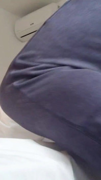 Handjob berisiko di kamar hotel