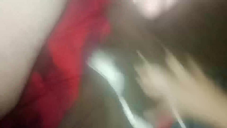 SHAKRATASNEEM: Dasi scopa una dura configurazione con il fratellastro così bene...