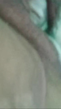 Sexy Filipina MILF Loves Making a Creamy Mess