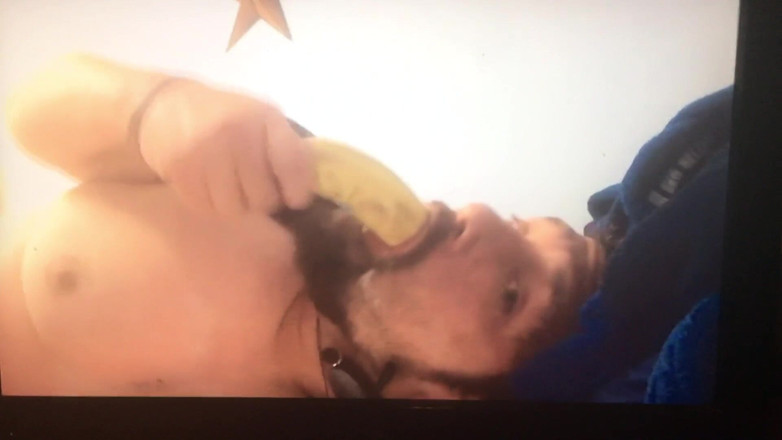 King Of Crossdress: Throating bannana baby