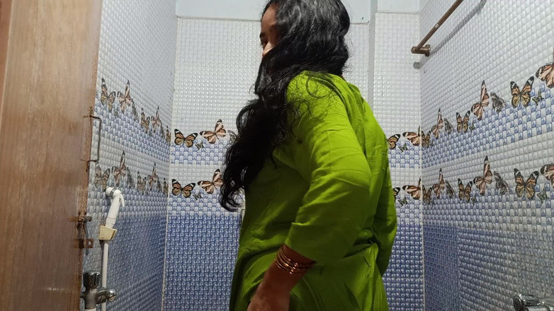 Telugu Couple: Індійська гаряча справжня бхабхі приймає душ після сексу - тітонька телугу