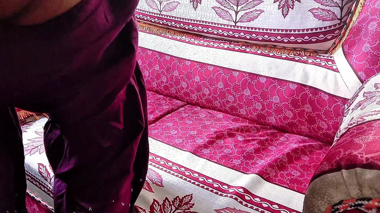 Deshi women: 印度漂亮女孩 tasneem 的热门视频 2