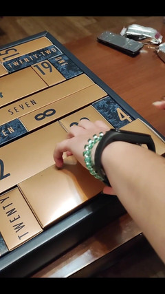 Fox Flame: Calendario di Avvento per adulti. 6 ° giorno