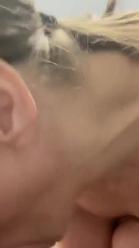让我把你吸干，让你感觉更甜美！