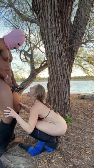 Jackrackemxxx: Korsan ıssız adada sürtüğü sikiyor