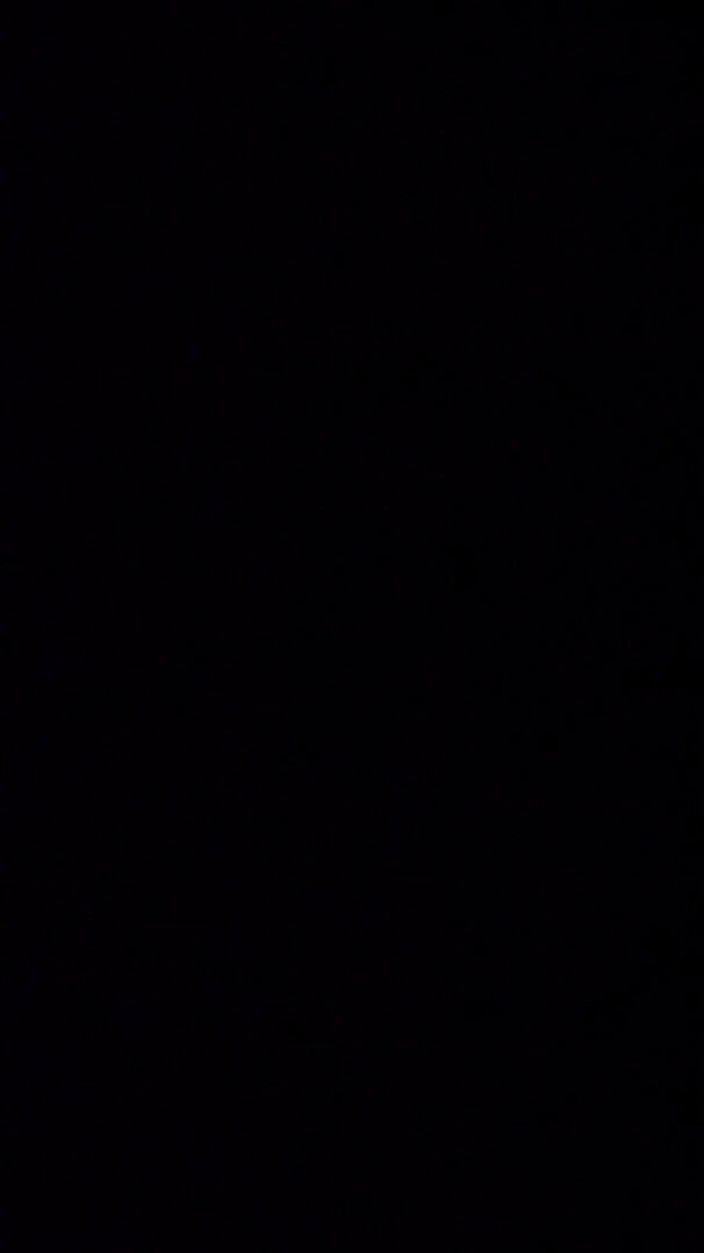 Endemoniados: Masum yüzlü muhteşem ince genç kız işiyor