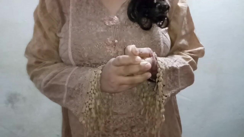 QueenbeautyQB: La matrigna aveva paura nella sua stanza quindi la matrigna è...