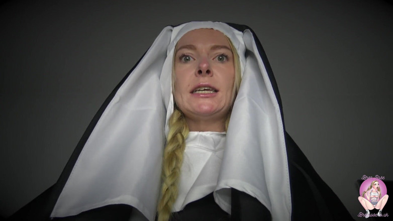 Brea Rose: Rahibe seni şeytanlarından boşaltıyor