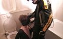 French Twinks Amator videos: Шлюшку твинк использовал гетеро мотоциклер в ванной