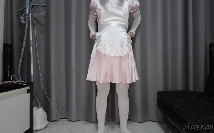 SissyKanisa: Sissy Kanisa, femme de ménage travestie, partie 2, habillage