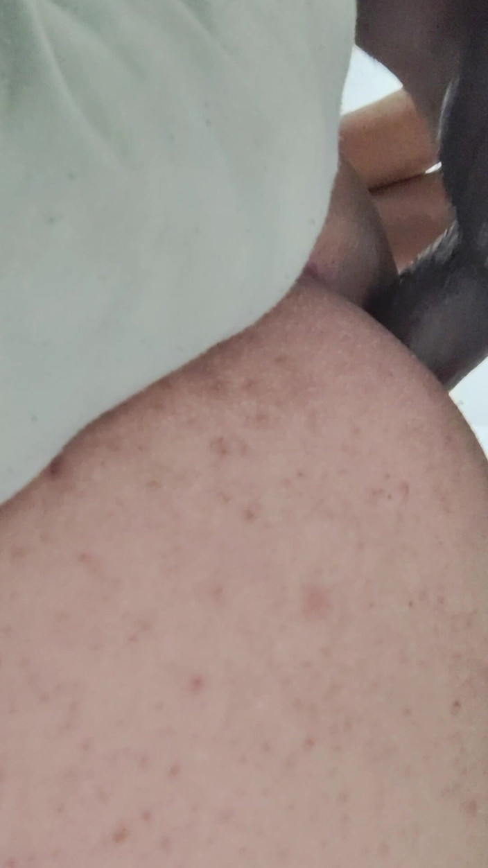 Angy Bisexperiences: Znaleziono anal wideo w telefonie mojego rogacza