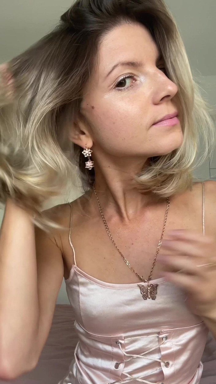 Gina Gerson: Sólový make-up &amp; nohy