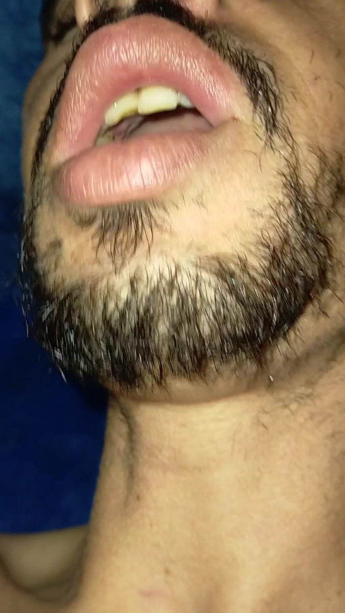 Morocco: Masturbação e ejaculação em um banho público muito quente