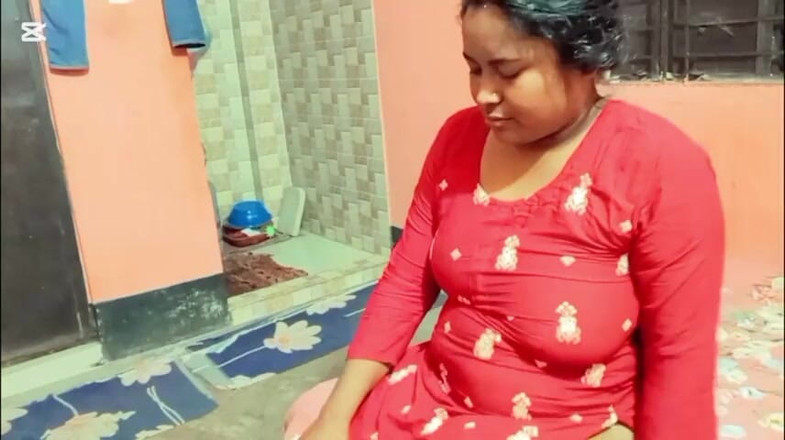 Riyamoni: 오늘 나는 내 배다른 여동생과 섹스했다