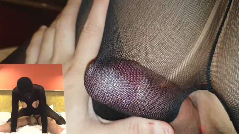 Nylon Xtreme: Donne misteriose con una tuta di nylon completa