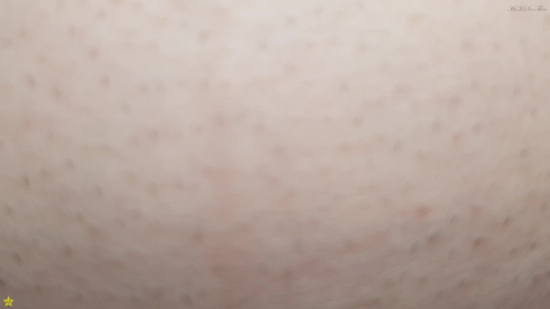 HeIsSooThin: Mă sugi cu vedere la persoana 1