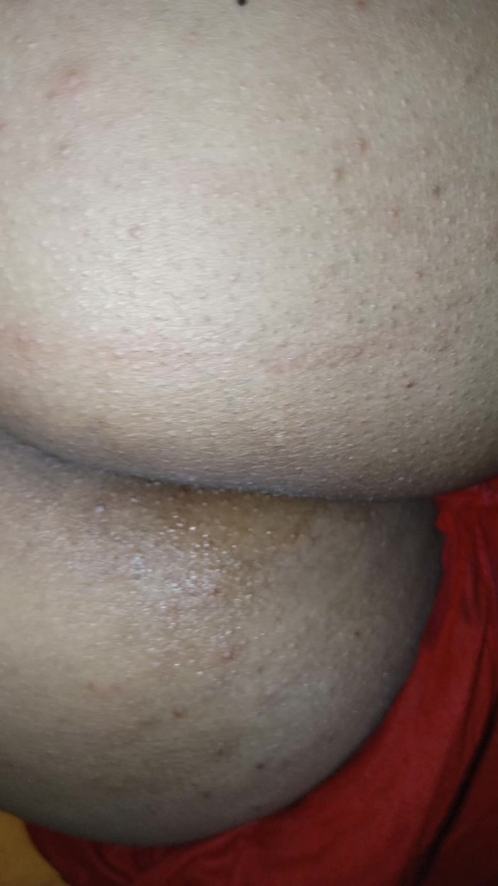 Nadiyabd: Bangla culona follada con aceite en el coño