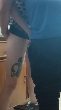 Meu Stephdad com tesão não podia esperar para foder minha buceta perfeita novamente