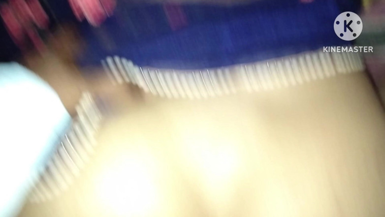 Ankurpriya000: Matrigna scopata duro dal fratellastro quando il patrigno non è a...