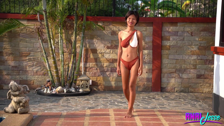 Jesse Thai: Asian Teen Swimming and Snorkeling with Glass Butt Plug