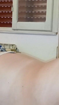 Hayatımızın yolculuğunun ortasında kendimi karanlık bir amcığın içinde buldum.....