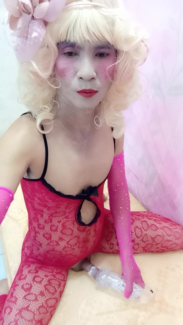 nguyen dang thien tri: Oanh Le Transgender Wearing Sexy Socks Playing with a Fake...