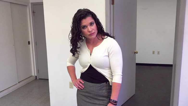 Sammi Starfish: Stepmom awkward blowjob