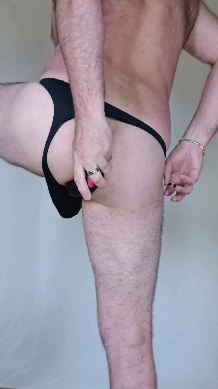 Assjoy bob: My Ass Entertained by a Toy. 1