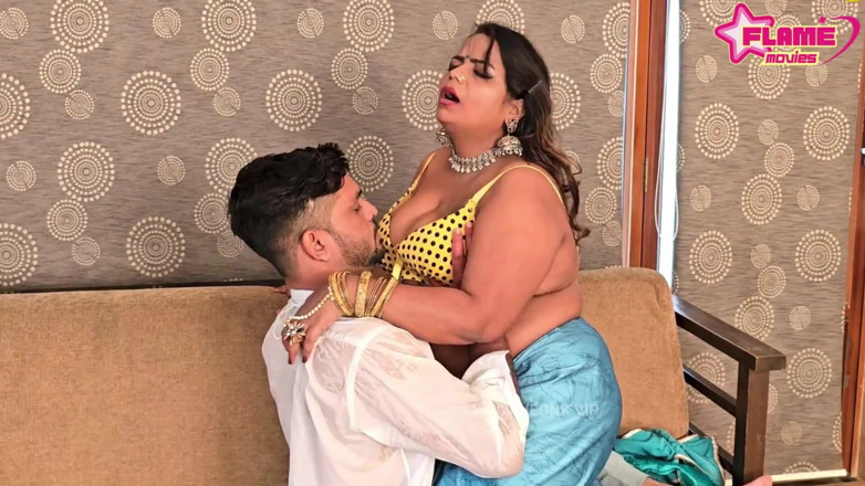 DesiHeat Studio: Quente indiana milf faminta por sexo hardcore sexo