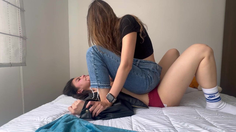 scarlettandc: Seine Füße Faszinieren Mich Und Berühren Mich