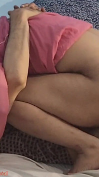 Arap karımın genç komşuyu kovboy kız tarzında siktiğine kim şikayet etmeli