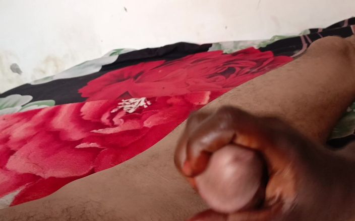 Yansh Fans: Une black branle sa bite blanche