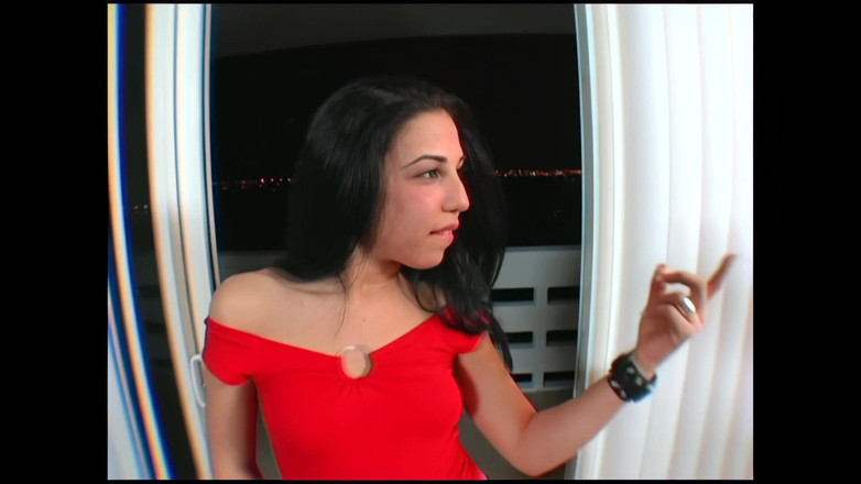 Bewitched!: Een hete brunette met een zachte, grote kont werd hard...